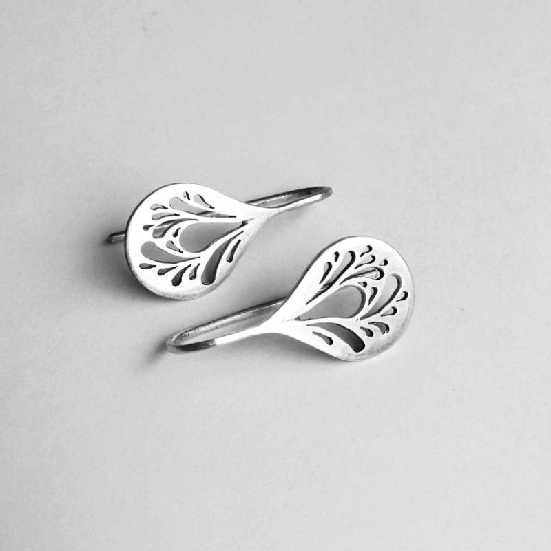 Boucles d'oreilles pendantes en argent vintage