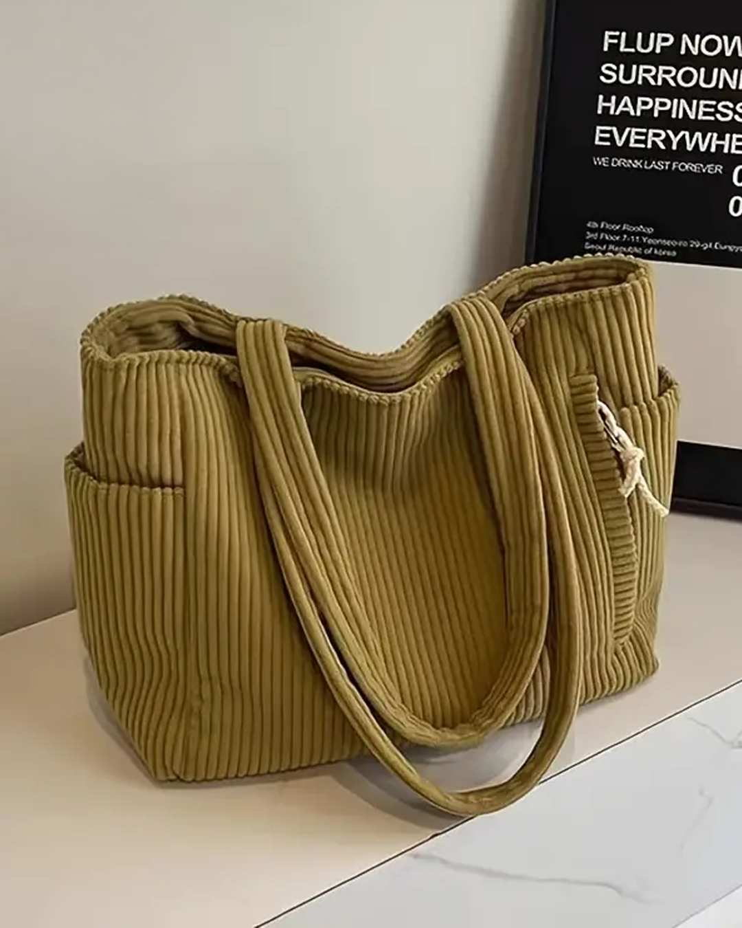 Tilda – Sac à bandoulière côtelé avec détail en cordon