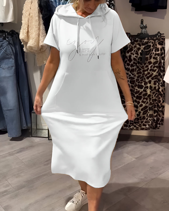Ève™ | Robe décontractée avec capuche et coupe féminine