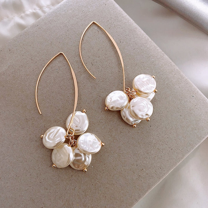 Boucles d'oreilles élégantes en perles et cristaux
