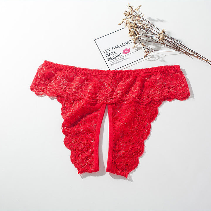 Colette | String en dentelle “peek-a-boo”