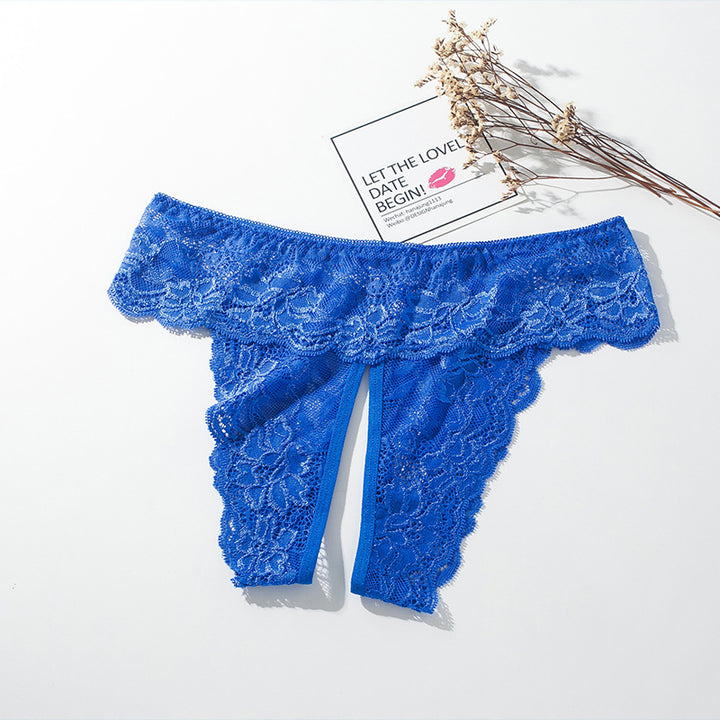 Colette | String en dentelle “peek-a-boo”