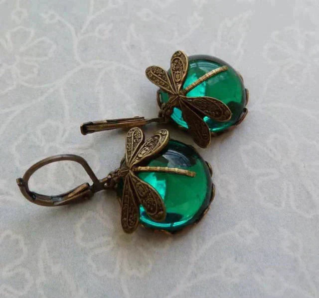 Boucles d'oreilles en forme de libellule en or ancien