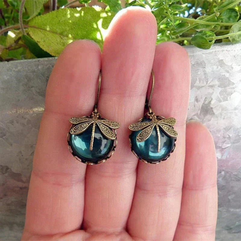 Boucles d'oreilles en forme de libellule en or ancien
