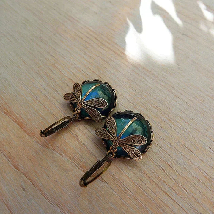 Boucles d'oreilles en forme de libellule en or ancien