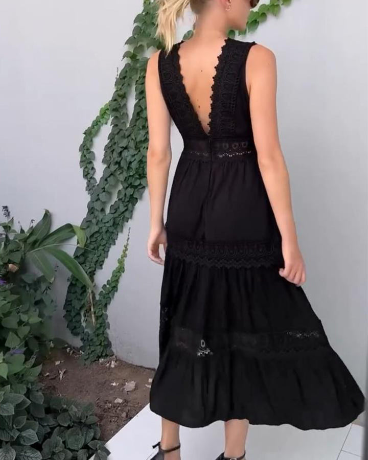 Aurélie™ | Robe Élégante en Dentelle avec Décolleté en V