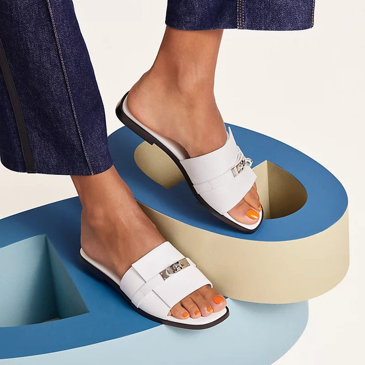JULIE | Sandales Élégantes Verrouillées pour un Look Chic et à la Mode